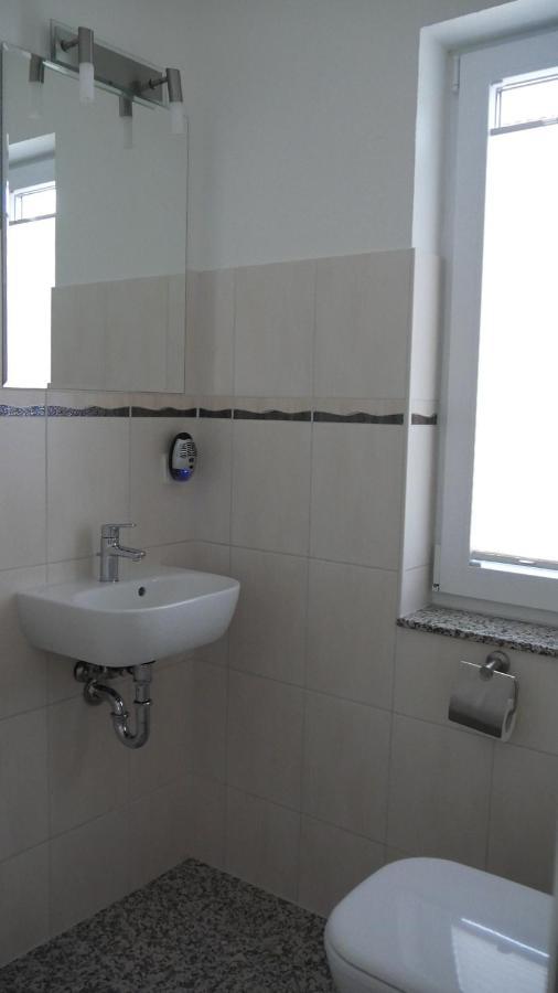 Stadtnahe Komfortferienwohnung Fuer Familien Und Geschaeftsreisende Hildesheim Kültér fotó